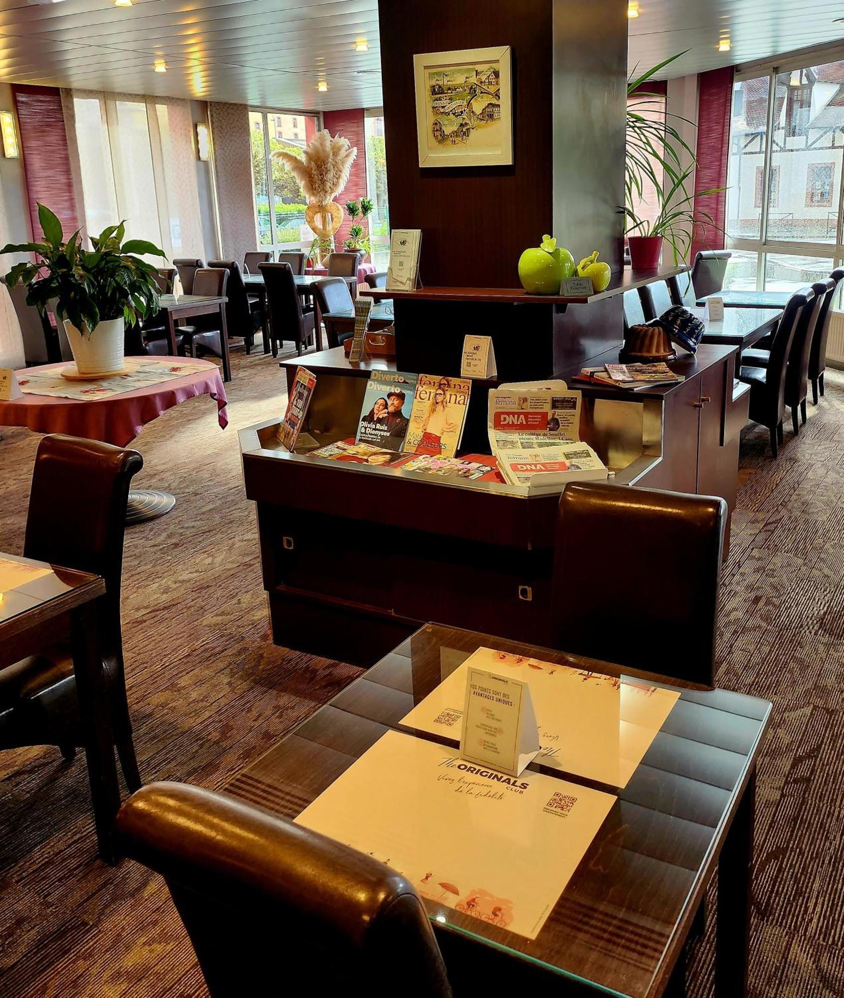 The Originals City, Hotel Le Forum, Strasbourg Nord Шильтігайм Екстер'єр фото